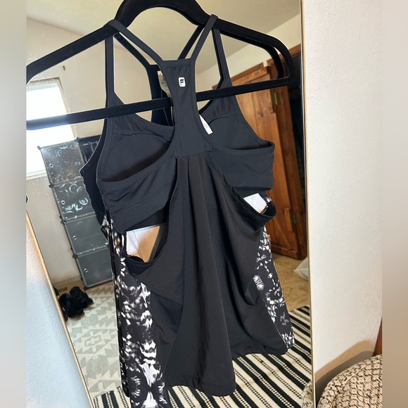 Fabletics Work Out Tank - Picture 3 of 8